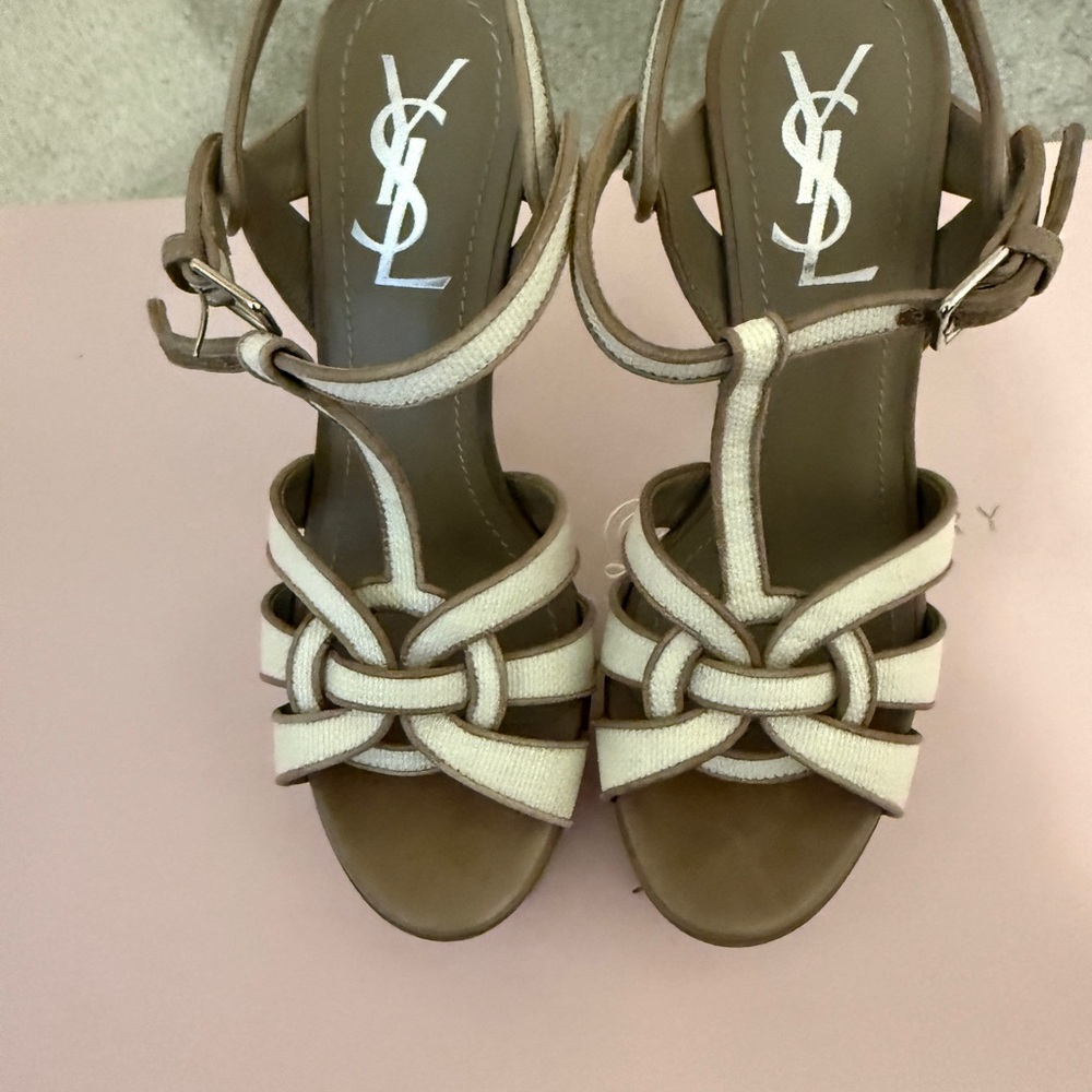 Yves Saint Laurent Women's Tan and Cream Sandals